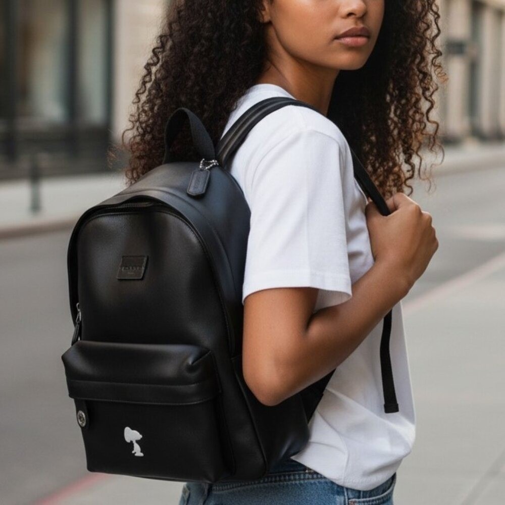 Coach Snoopy 2015 Limited Edition Black Leather Backpack Peanuts Collaboration - Picture 8 of 17